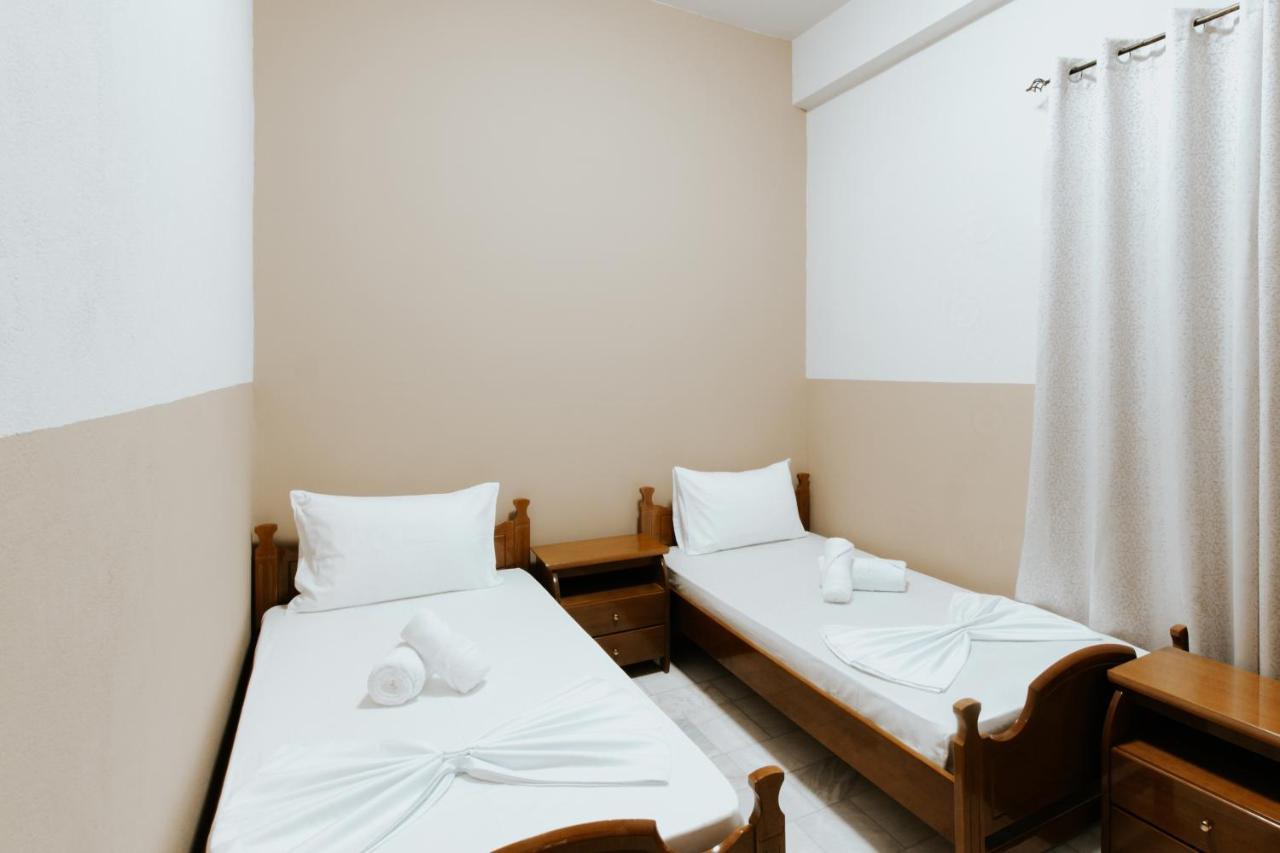 Hotel Lunxheria Гирокастра Экстерьер фото