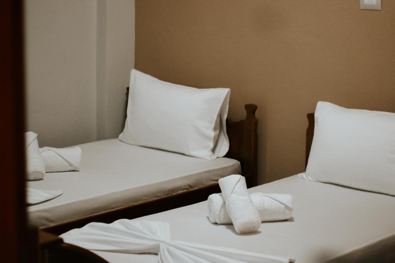 Hotel Lunxheria Гирокастра Экстерьер фото